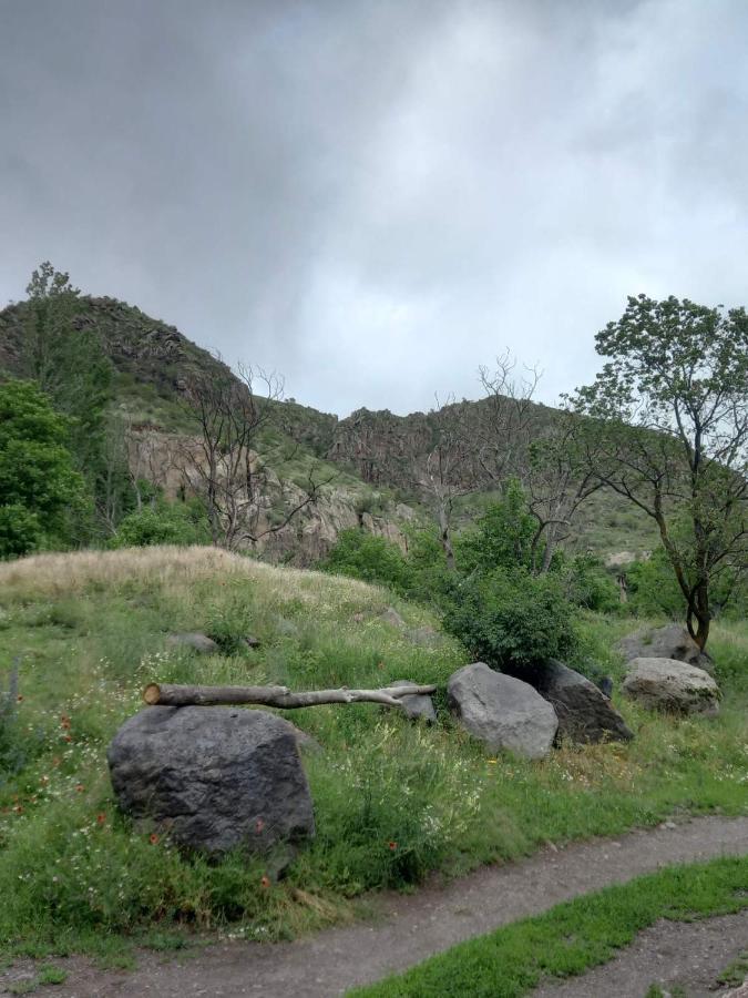 Vardzia Сhachkari Εξωτερικό φωτογραφία