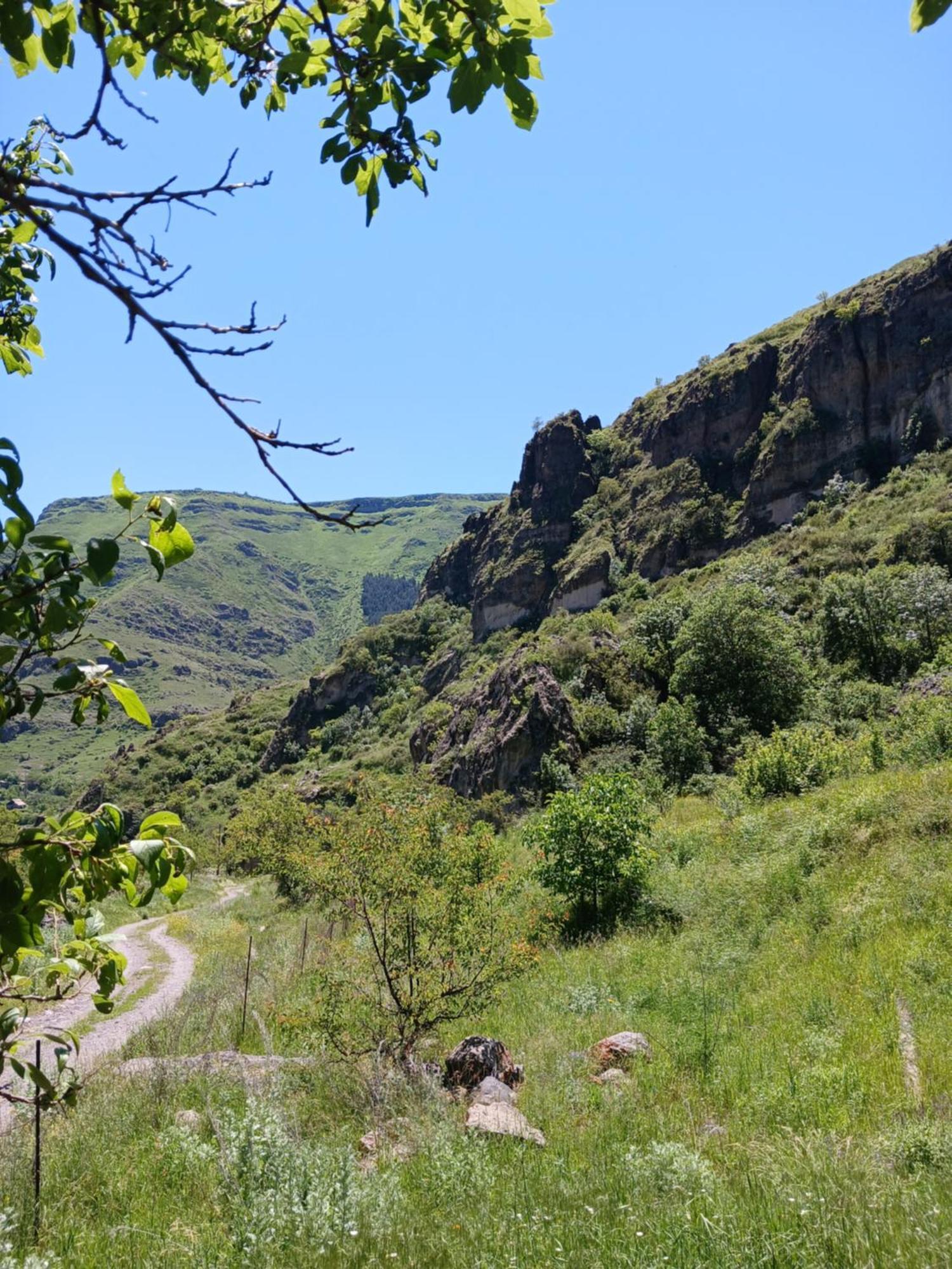 Vardzia Сhachkari Εξωτερικό φωτογραφία